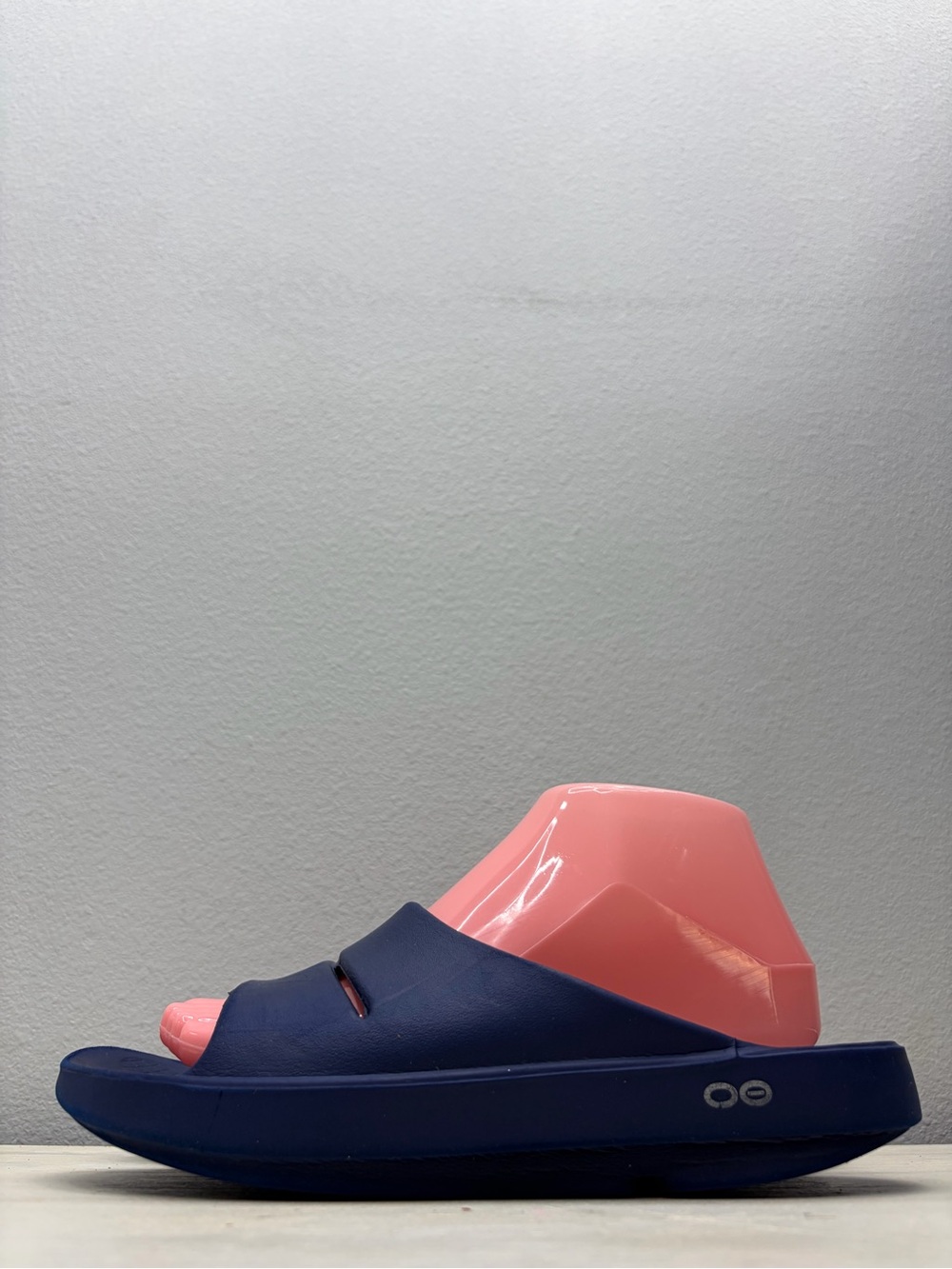 Oofos Blue OOAhh Slide Recovery Sandals Size 9
